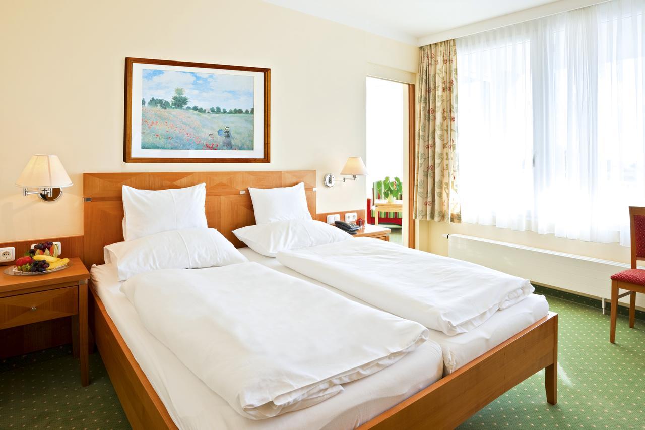 Badener Hof Otel Dış mekan fotoğraf